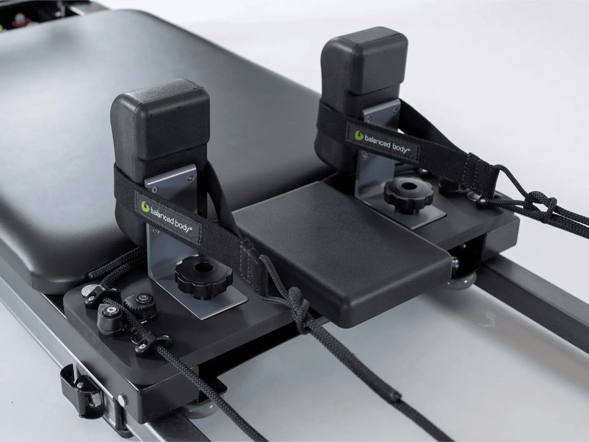 Metro IQ® Reformer - Hyperpilates